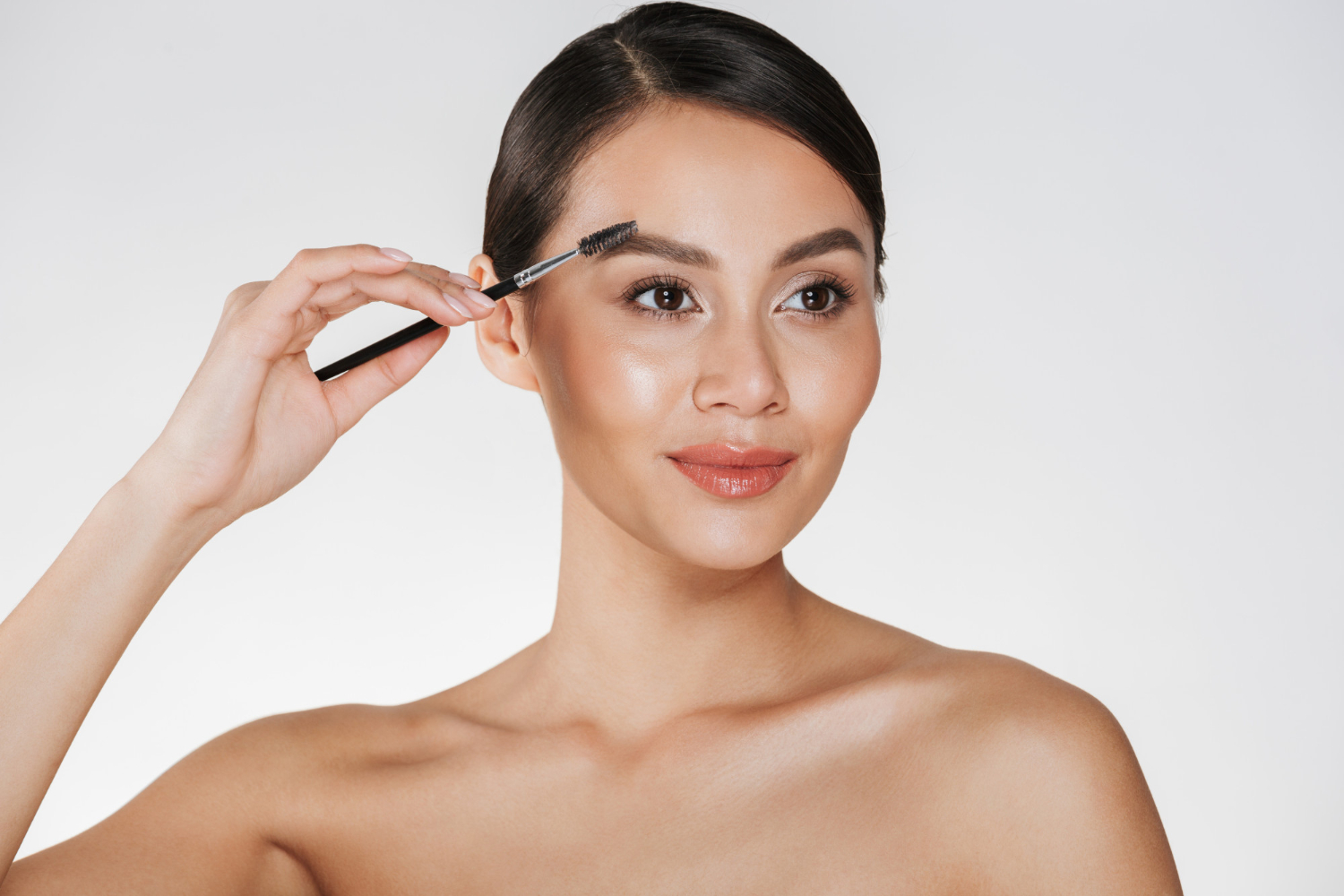 Text graphic explaining: What is Brow Soap and How to Use Brow Soap for perfect eyebrows