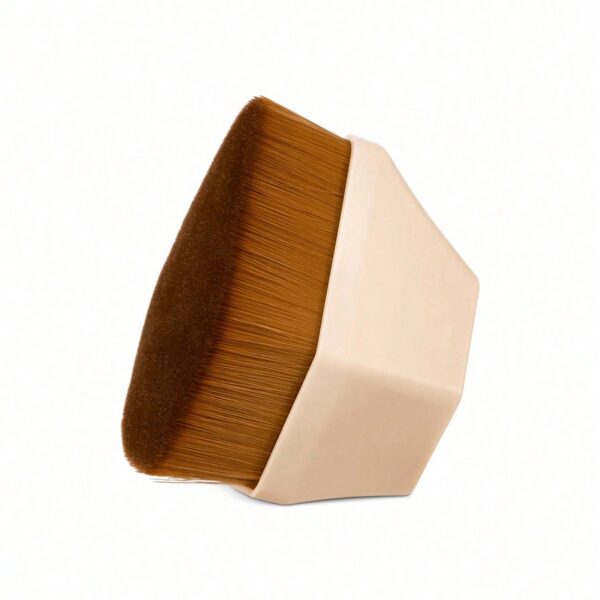 Skin Magnet Foundation Brush